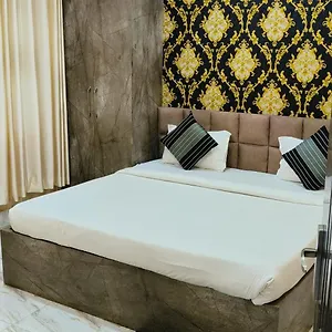 https://annapurna-palace.hotels-varanasi.com